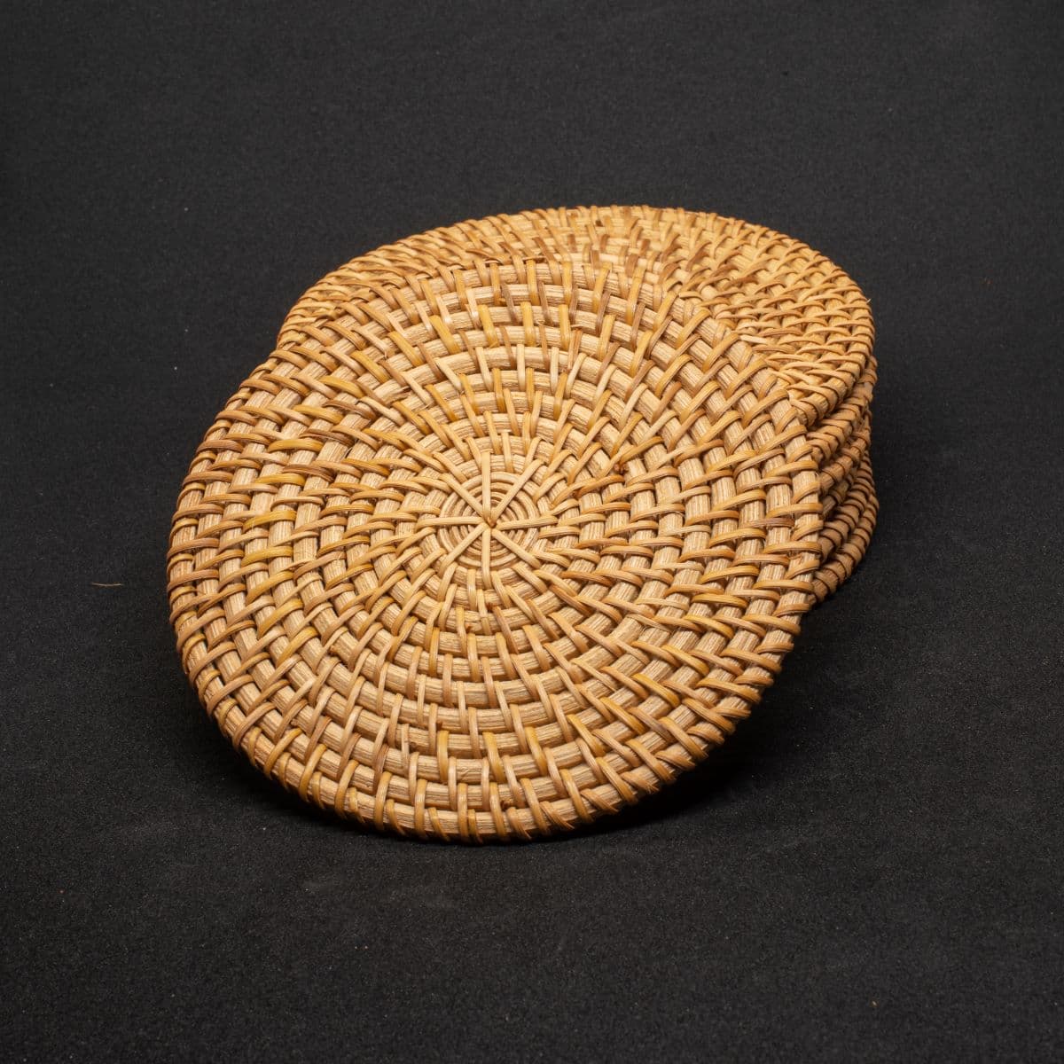 Подставка из ротанга (большая)