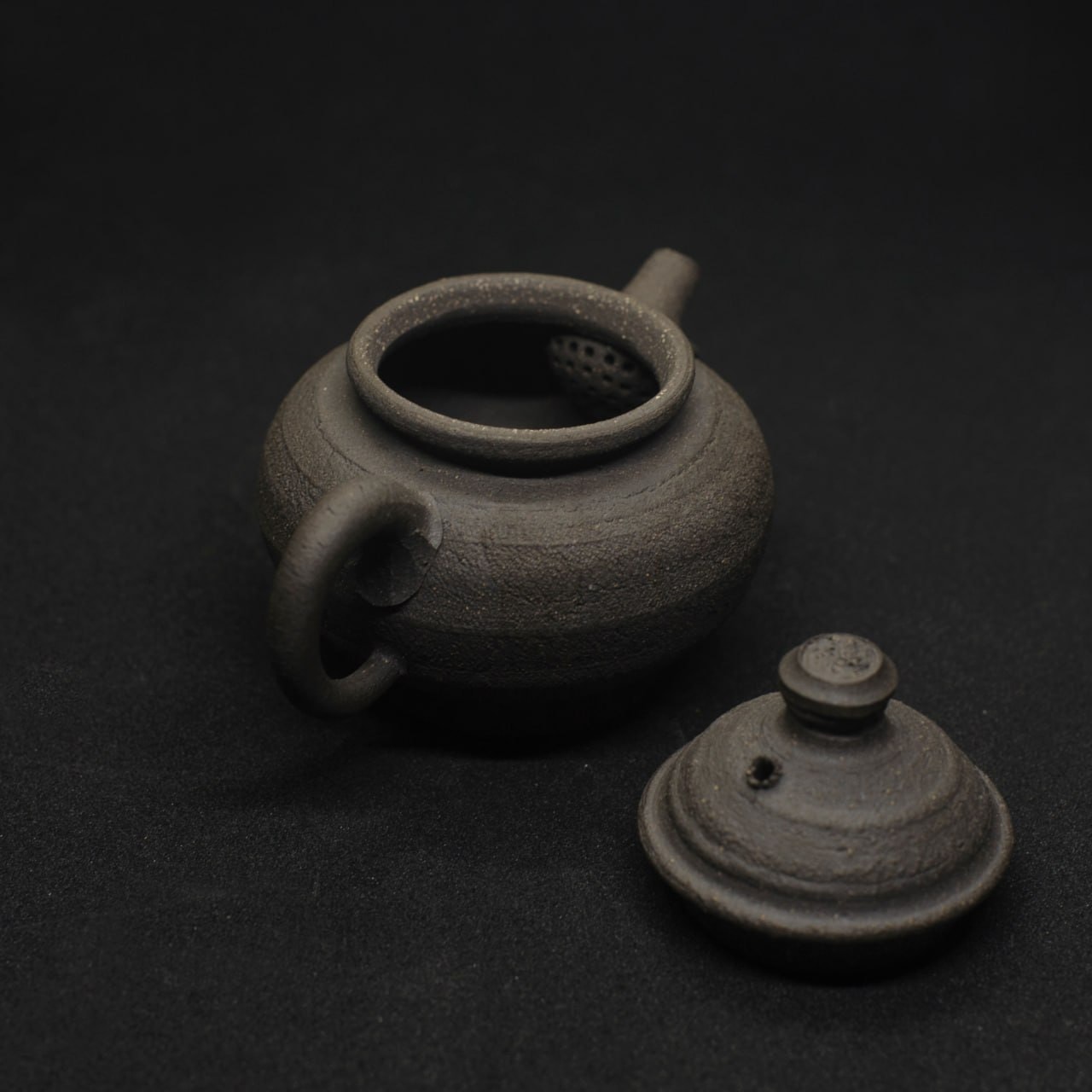 Чайник Yozu, 80 мл (чёрная глина, угольный обжиг)